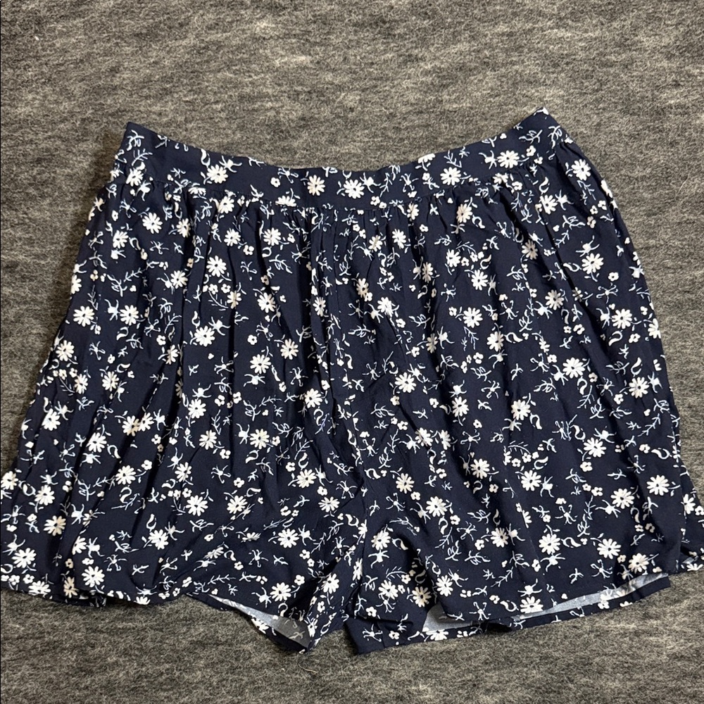 Abound Navy Floral High Waist Shorts NWOT